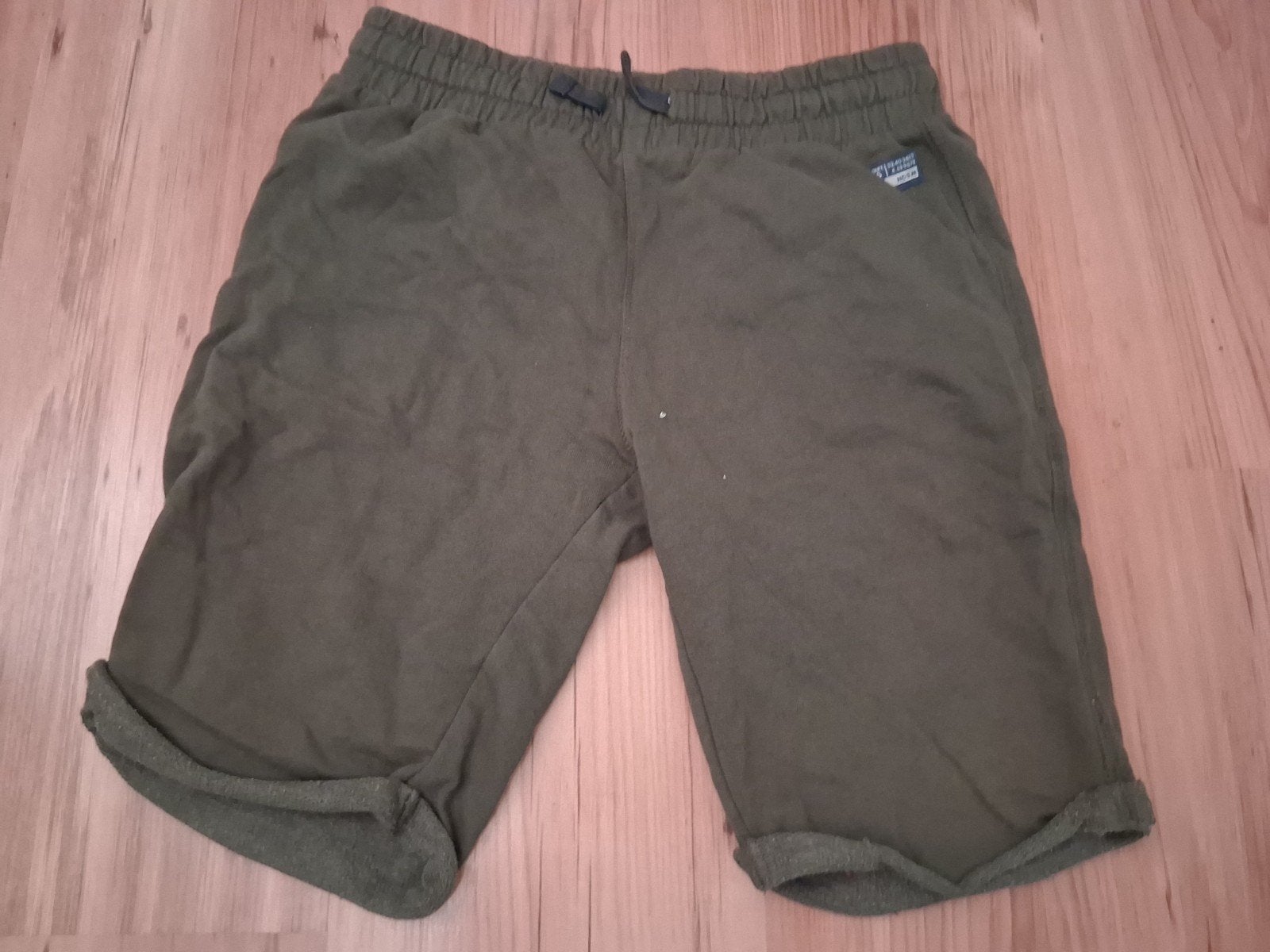 NOSM Groene Jongens Short - Maat 158/164, Kinderen en Baby's, Broek, Gebruikt, NOSM, Ophalen of Verzenden
