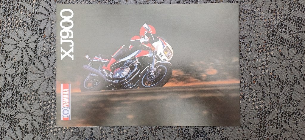 Originele folder Yamaha XJ 900 1984, Motoren, Ophalen of Verzenden, Yamaha