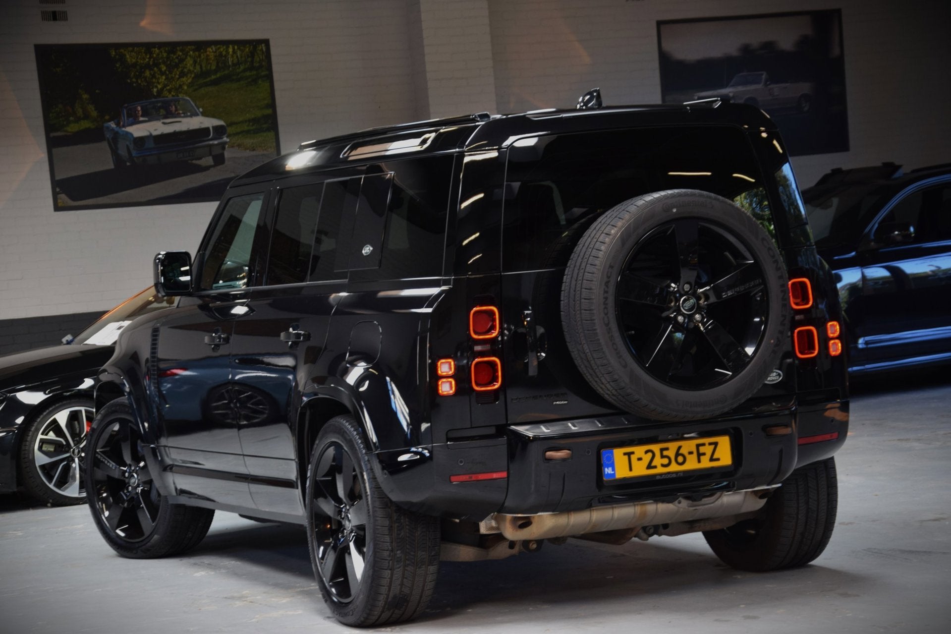 Land Rover Defender 110 2.0 P400e 110 X-Dynamic HSE|Panorama, Automaat, Dealer onderhouden, Gebruikt, 3000 kg