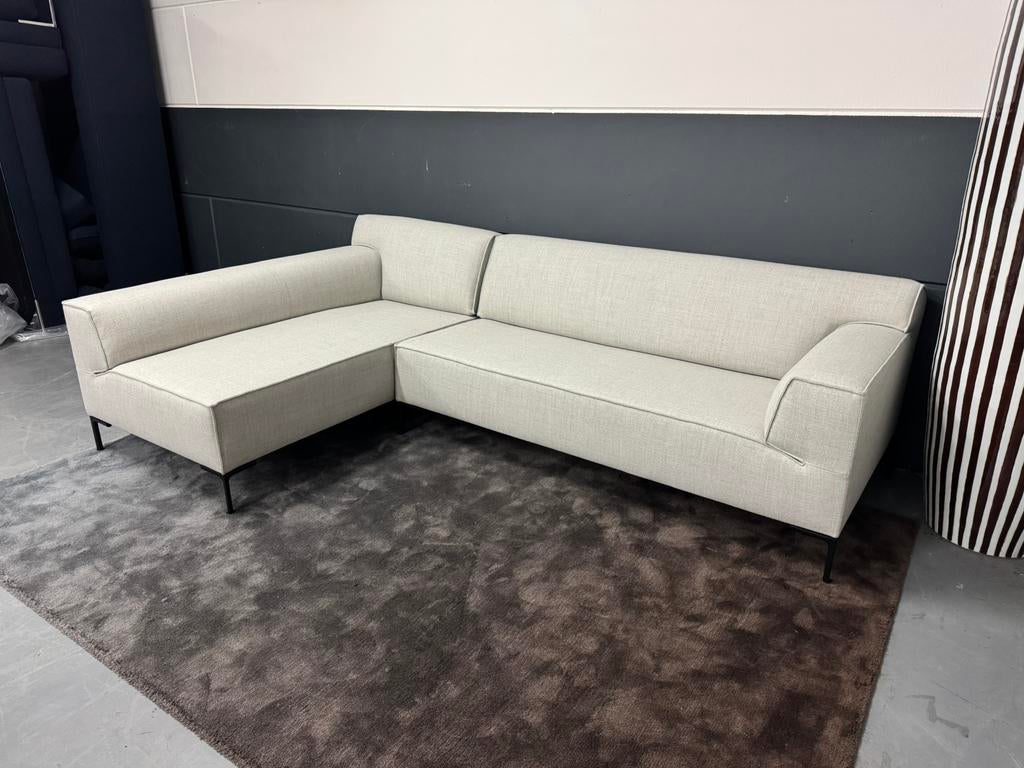 Nieuw Design on Stock Bloq hoekbank | Ploegwool 92, Huis en Inrichting, Banken | Bankstellen, Ophalen, 250 tot 300 cm, Design on Stock, Eyye, Rolf Benz, Artifort, Leolux, Pode