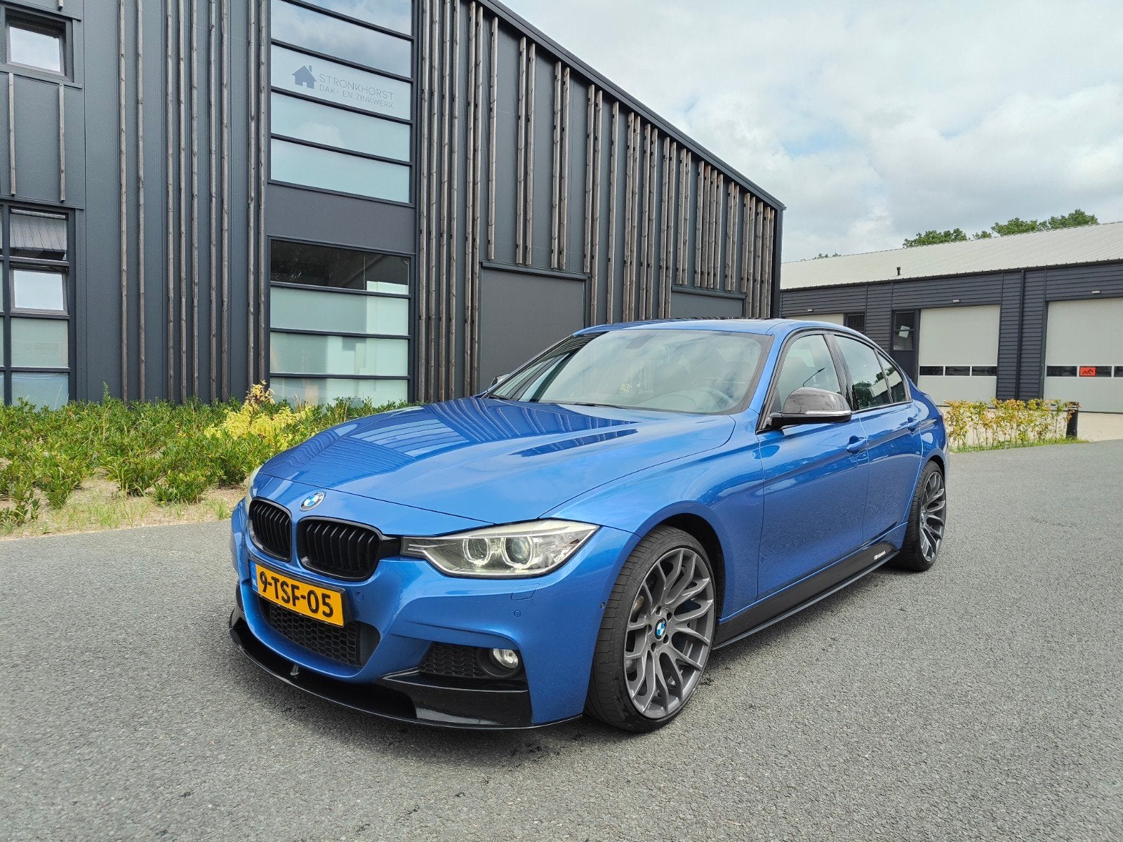 BMW 3-Serie 328i M-sport Aut8 F30 2014 Estoril blauw, Auto's, BMW, Automaat, 745 kg, Achterwielaandrijving, Zwart