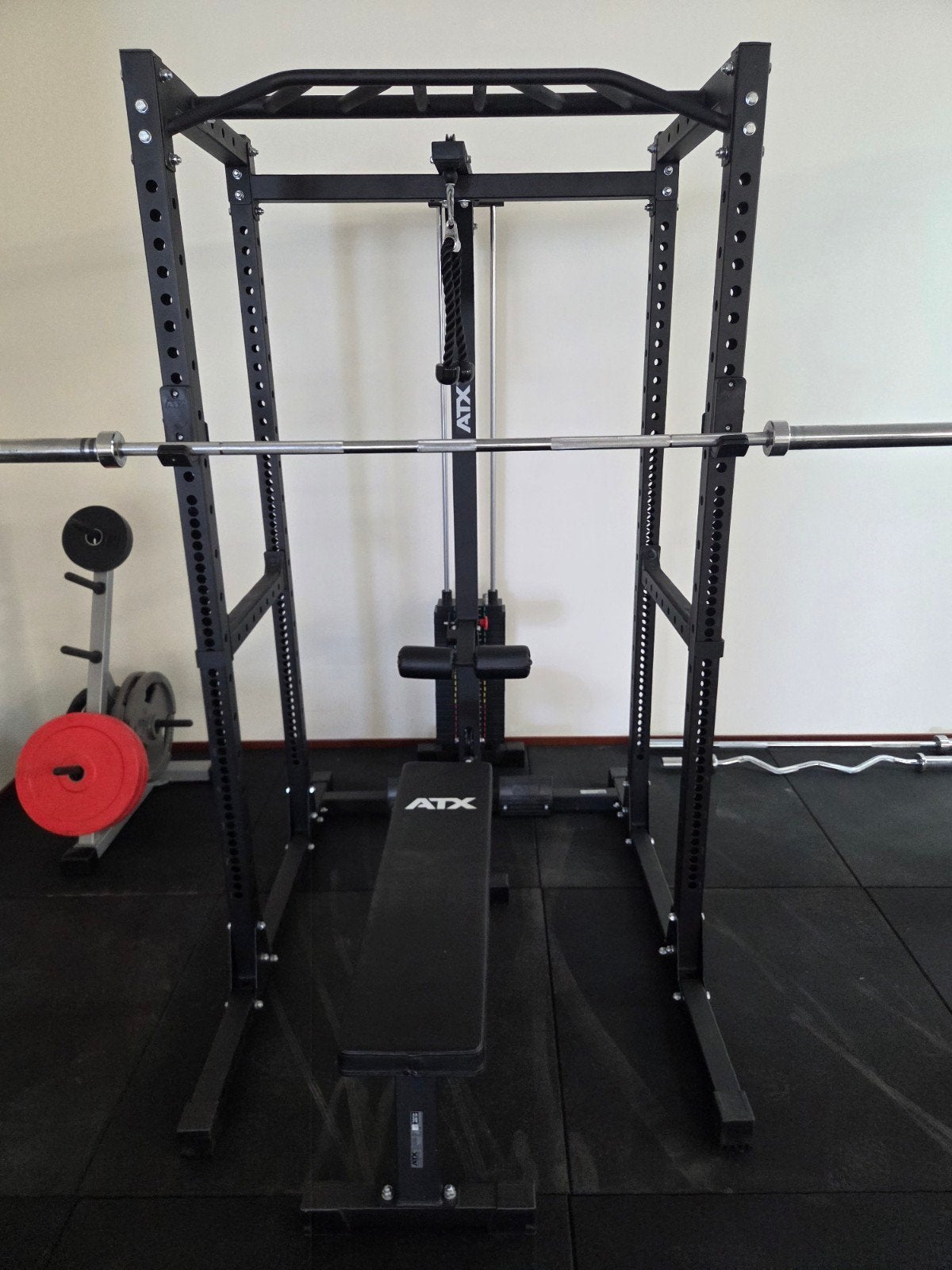 Atx prx 655 met lto 650 latpully met 115kg steekgewichten, Ophalen, Zo goed als nieuw, Fitnessbank