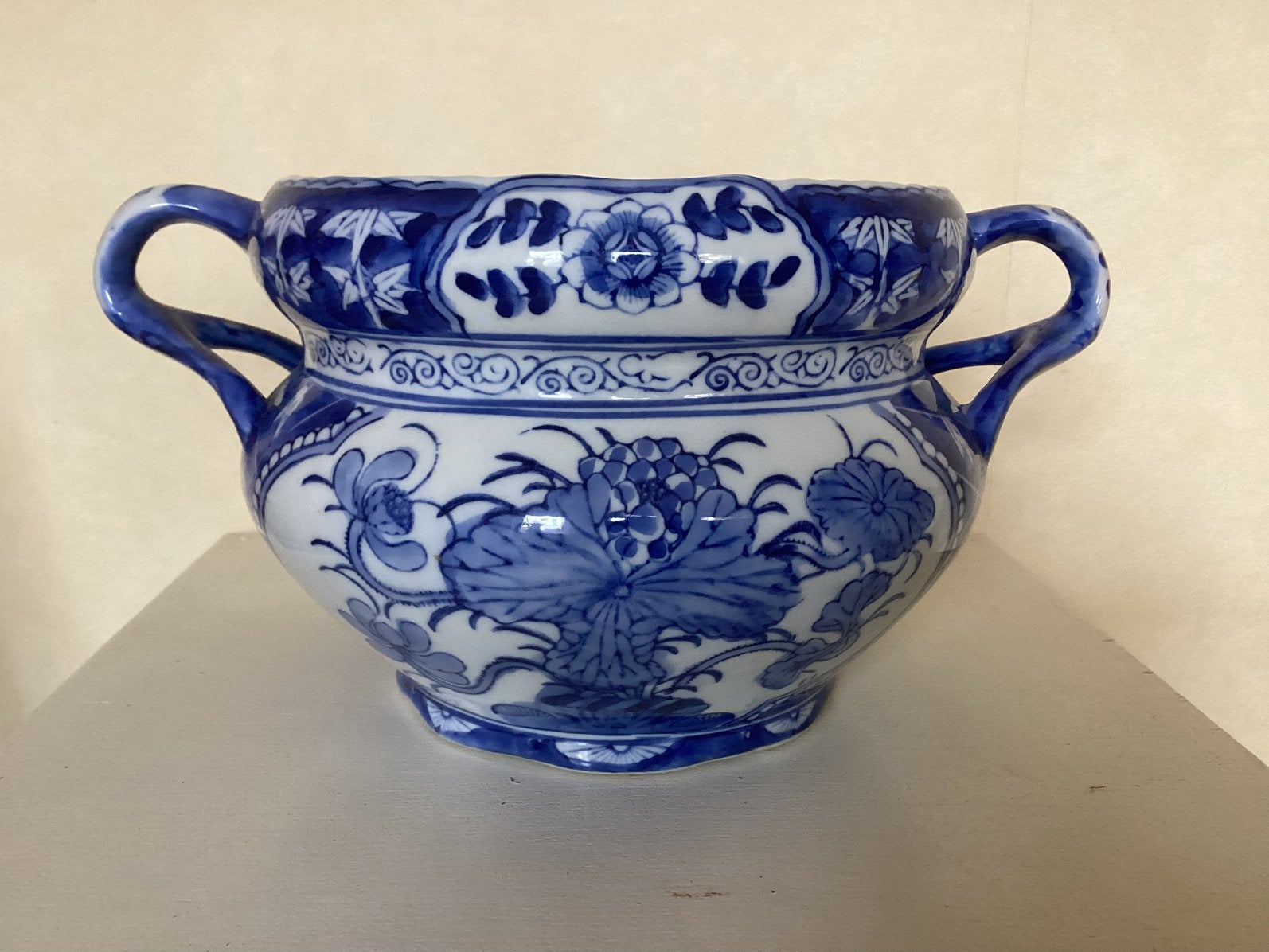 Antieke chinese bloempot gemerkt 15,5 H voor, € 40, Ophalen of Verzenden