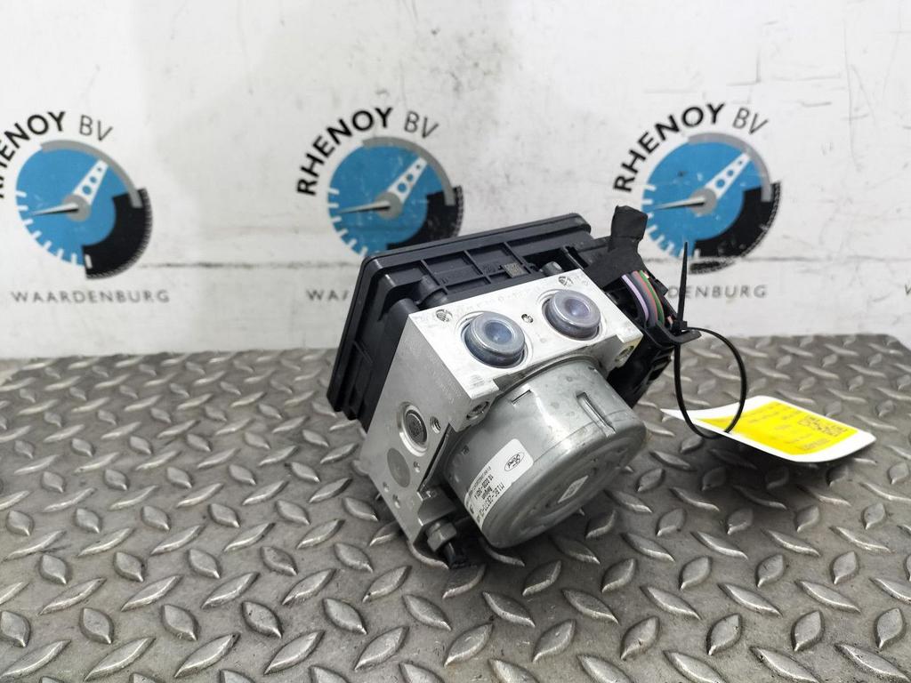 FORD FIESTA HJ ABS POMP  2021, Ophalen of Verzenden, Gebruikt, Stiba lid