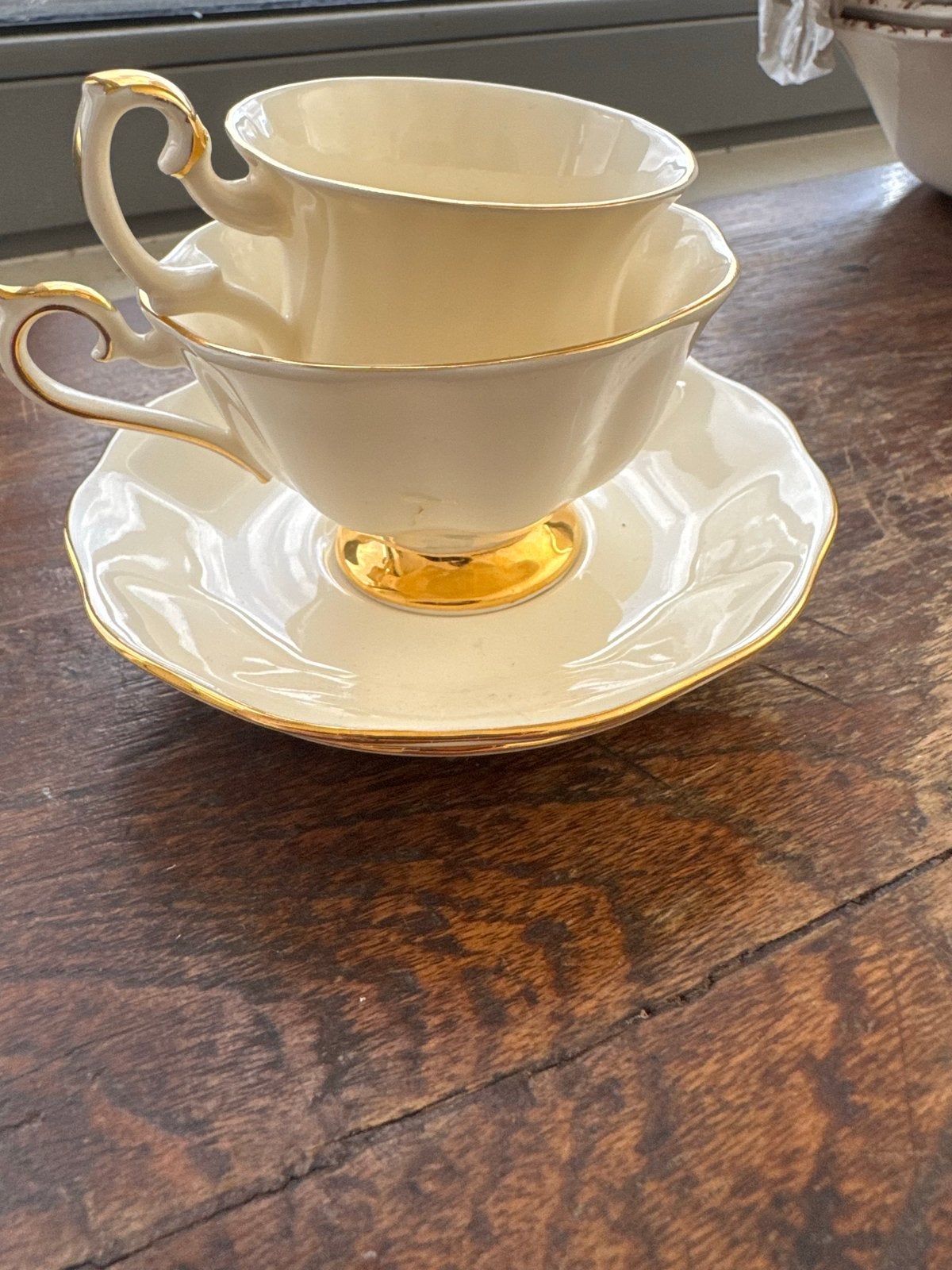 Royal Albert Affinity Gold Theekop en Schotel (2 stuks), Ophalen of Verzenden