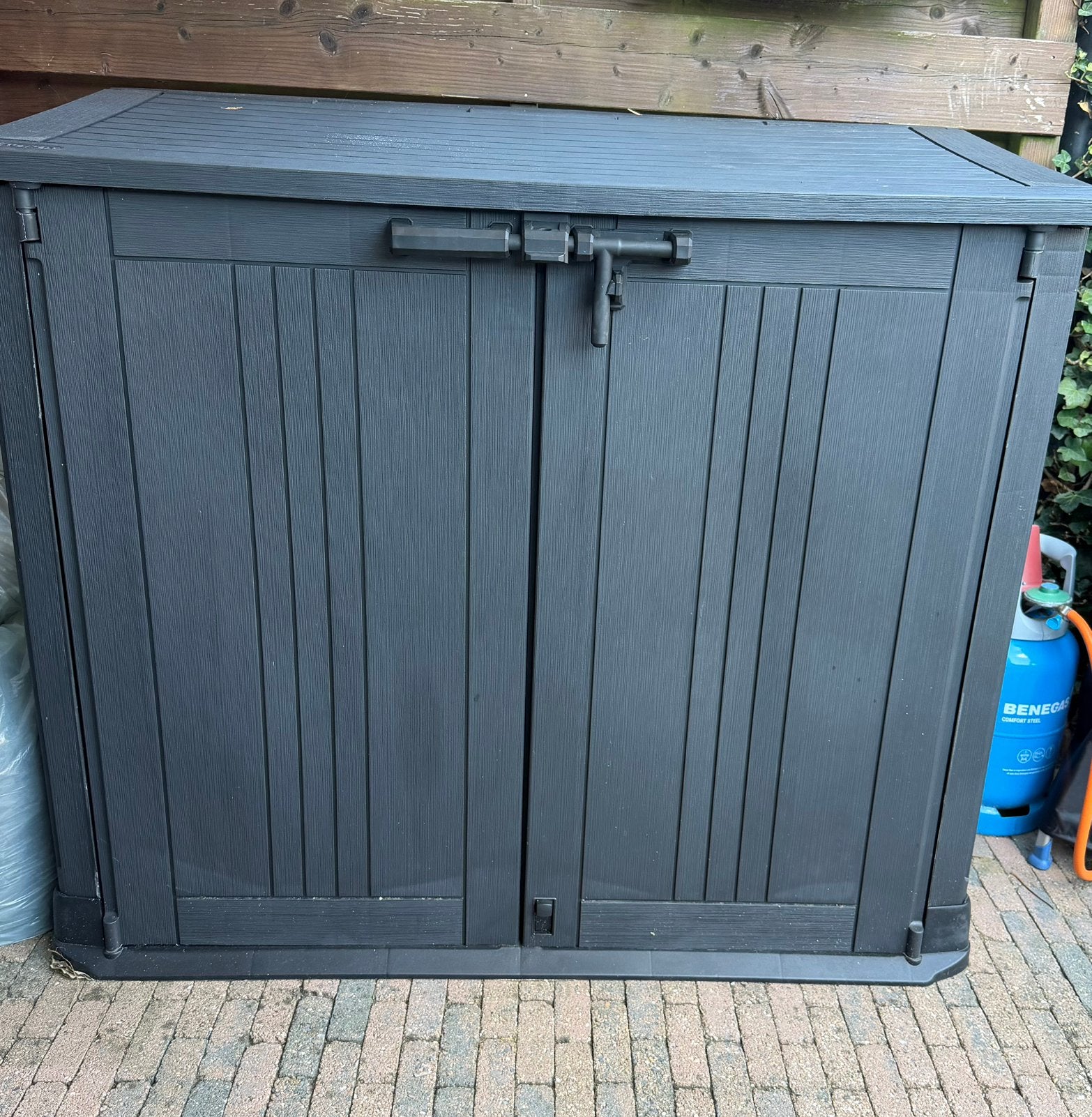 Opbergkast Keter 880 Liter, Ophalen, Zo goed als nieuw, Kunststof, Overige typen