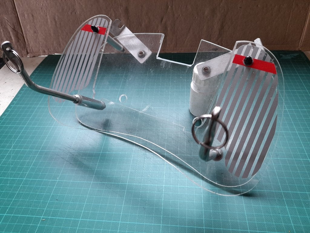 Futaba Pult in plexi voor model 9/10 /12/14., Hobby en Vrije tijd, Modelbouw | Radiografisch | Vliegtuigen, Ophalen of Verzenden