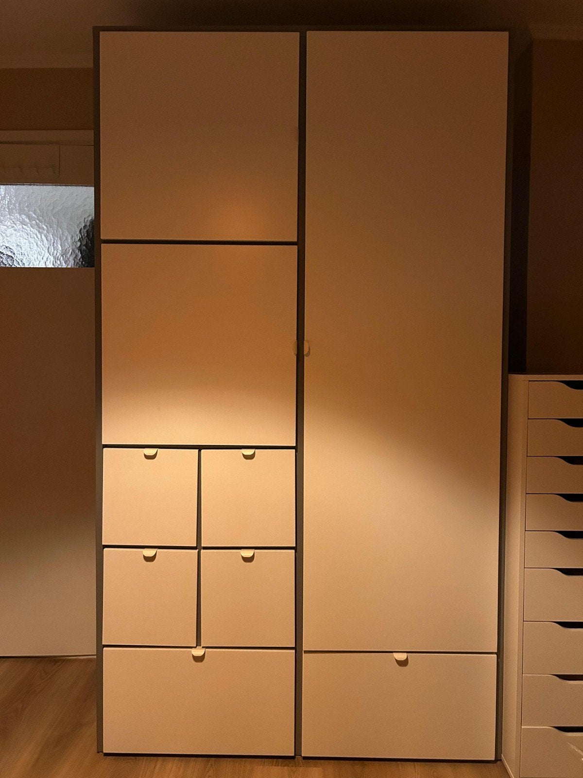 IKEA VISTHUS Kledingkast grijs/wit, Ophalen, Overige materialen, 100 tot 150 cm, 200 cm of meer