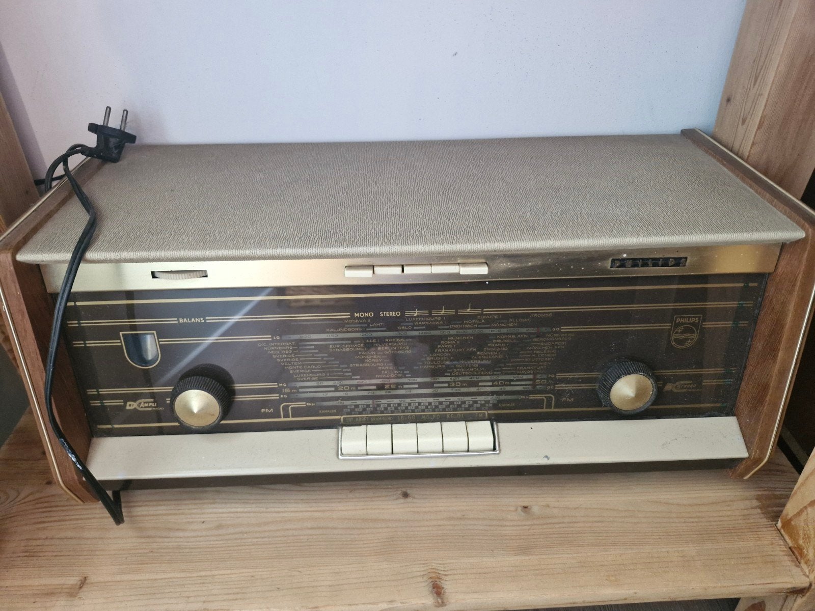 radio retro, Ophalen
