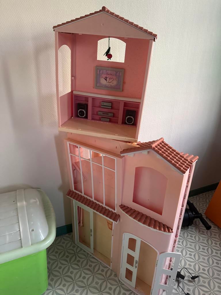 Barbiehuis - Opknapper, Ophalen, Gebruikt, Poppenhuis