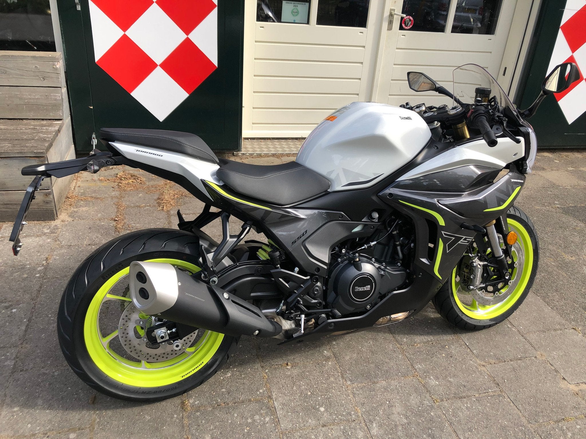 Benelli TORNADO 550 ABS E5+ (bj 2026), Strada Fornace Vecchia 30
61122  Pesaro, IT, Bedrijf, Support@benelli.com, Super Sport