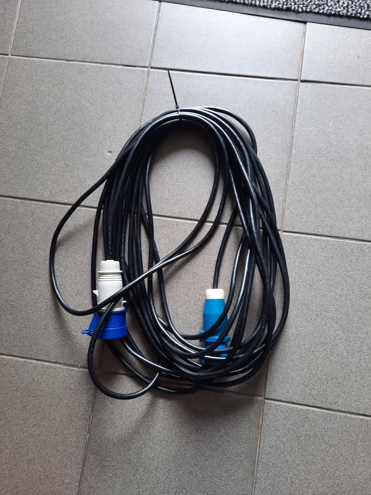 verlengkabel + koppelstekker, Ophalen
