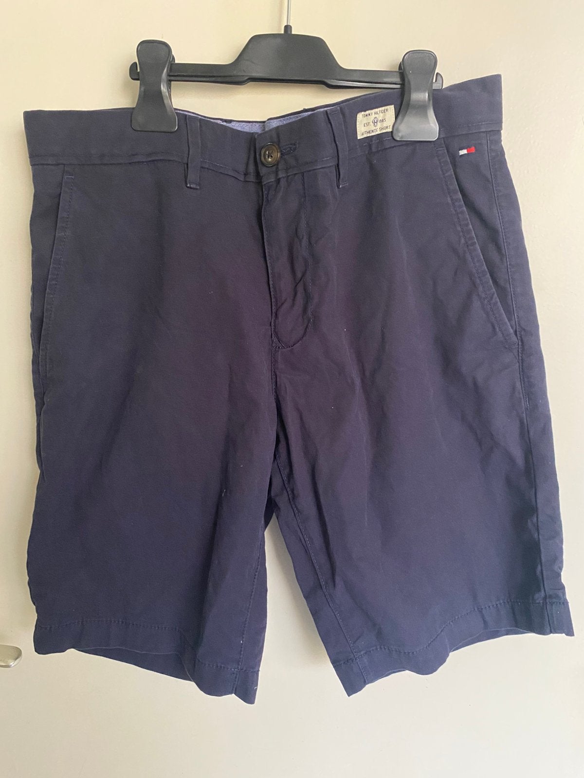donkerblauwe korte broek van Tommy Hilfiger, mt XS, Ophalen of Verzenden, Zo goed als nieuw, Maat 46 (S) of kleiner, Blauw