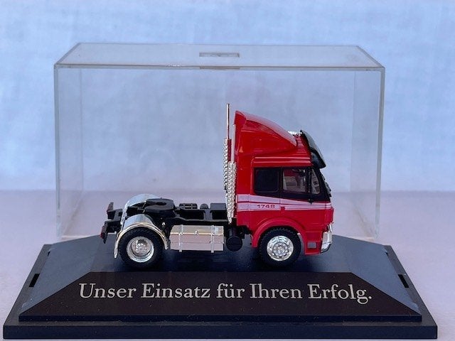 Herpa: Mercedes, Hobby en Vrije tijd, Ophalen of Verzenden, Zo goed als nieuw, Bus of Vrachtwagen, Herpa