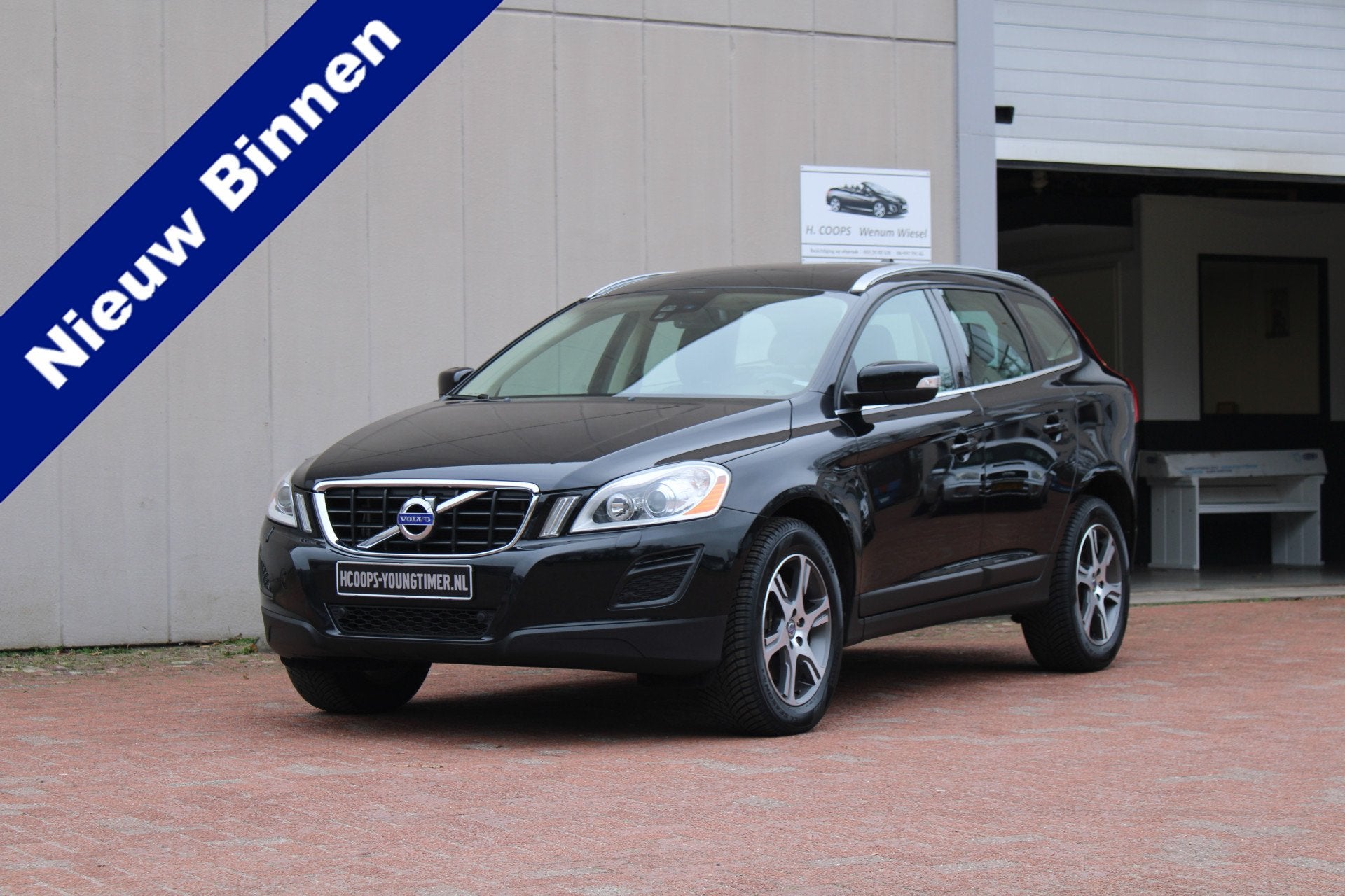 Volvo XC60 3.0 T6 AWD Summum AUTOMAAT YOUNGTIMER (bj 2011), Auto's, Volvo, Automaat, Euro 5, Gebruikt, Zwart