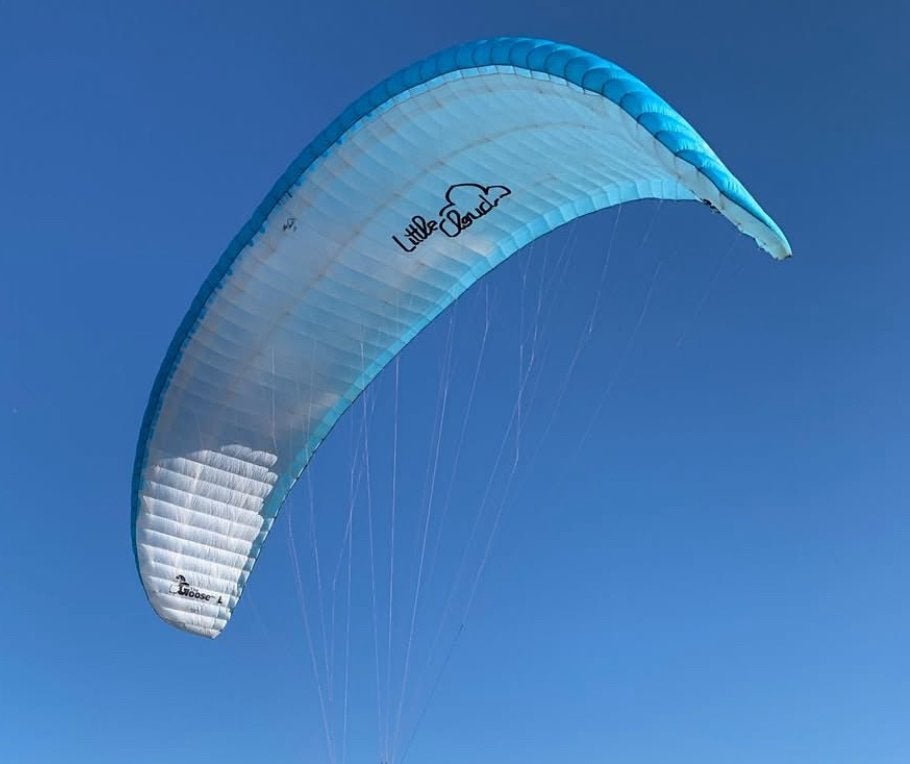 Little Cloud Goose Paraglider - Zo goed als nieuw, Sport en Fitness, Zweefvliegen en Paragliding, Ophalen of Verzenden, Zo goed als nieuw
