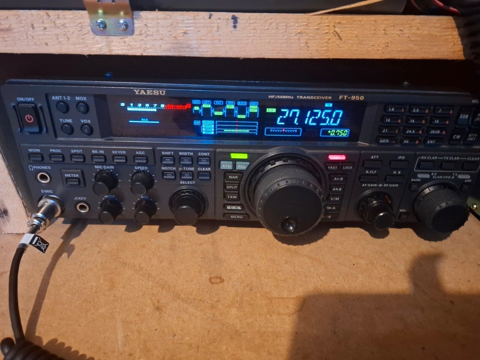 Yaesu FT 950 kortegolf en 50 Mhz, Ophalen, Zo goed als nieuw