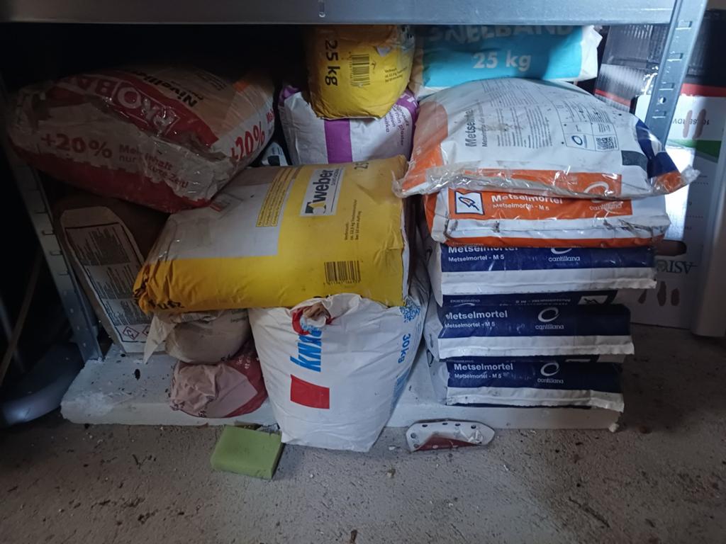 Diverse bouwmaterialen: cement, mortel, primer, spachtel, Doe-het-zelf en Verbouw, Ophalen