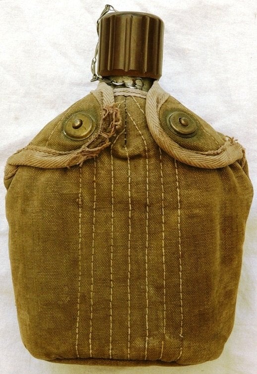 Veldfles / Canteen, met Hoes & Beker, KL, 1950s.(Nr.2), Verzamelen, Ophalen of Verzenden, Landmacht, Nederland, Overige typen