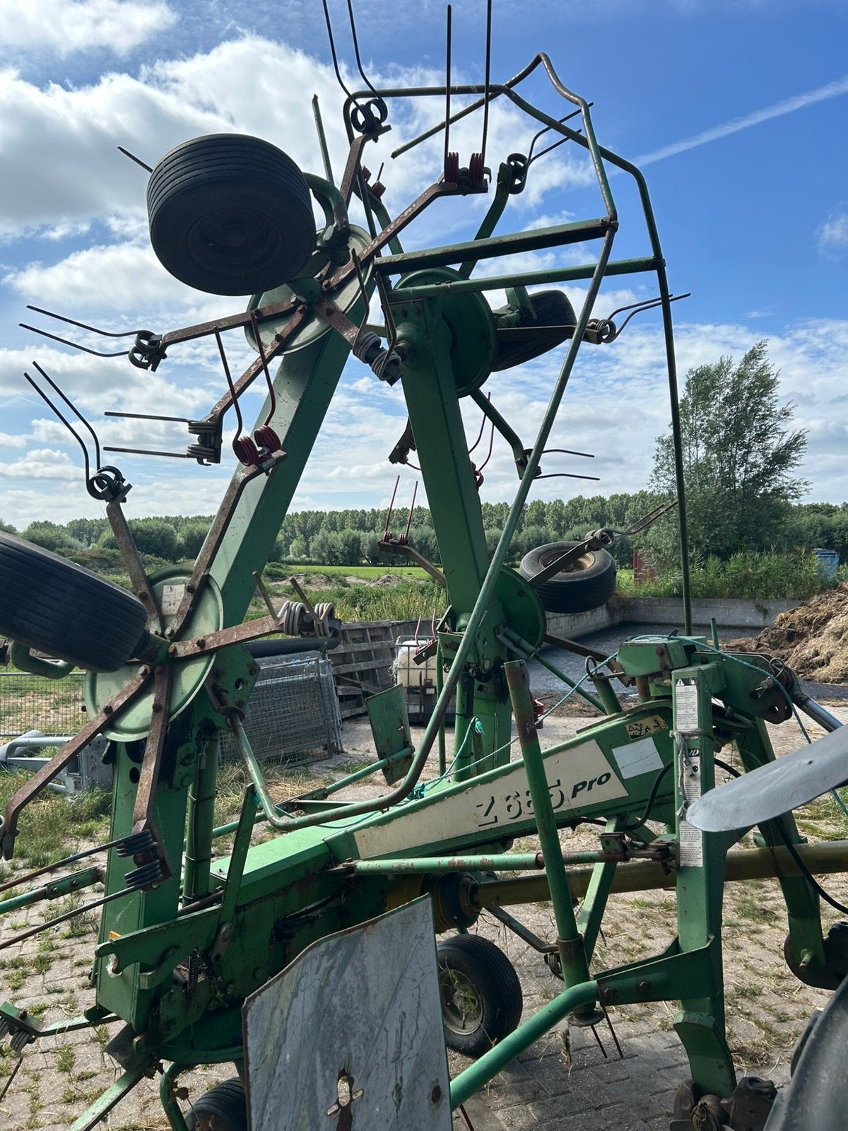 Schudder Stoll Z 685 pro, Ophalen, Weidebouw