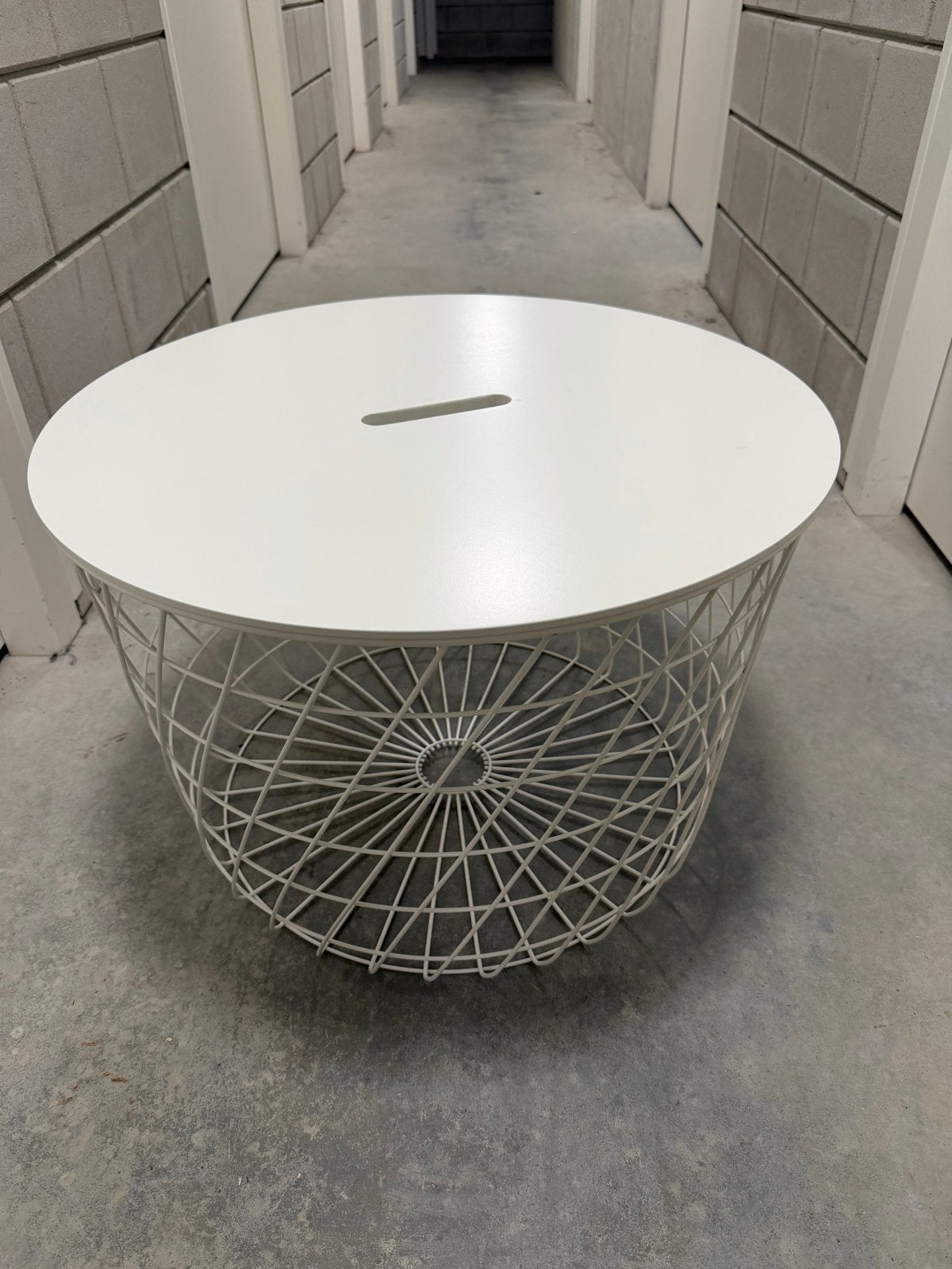 IKEA KVISTBRO opbergtafel / bijzettafel – 61 cm, Ophalen, Minder dan 45 cm, Rond, 55 tot 75 cm