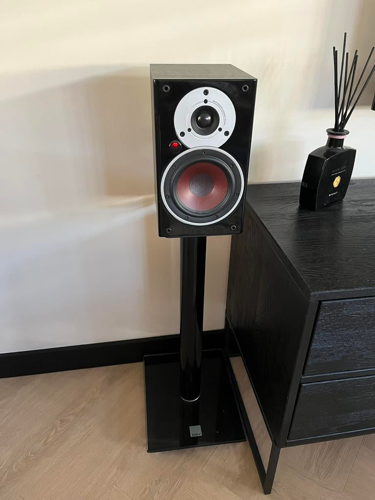 Perfect klinkende DALI Zensor 1AX te koop!!, Audio, Tv en Foto, Luidsprekers, Zo goed als nieuw, 60 tot 120 watt, Front, Rear of Stereo speakers