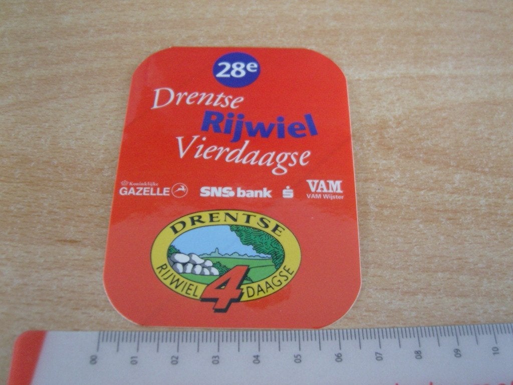 sticker 28e Drentse Rijwiel Vierdaagse Gazelle VAM SNS *, Ophalen of Verzenden, Zo goed als nieuw