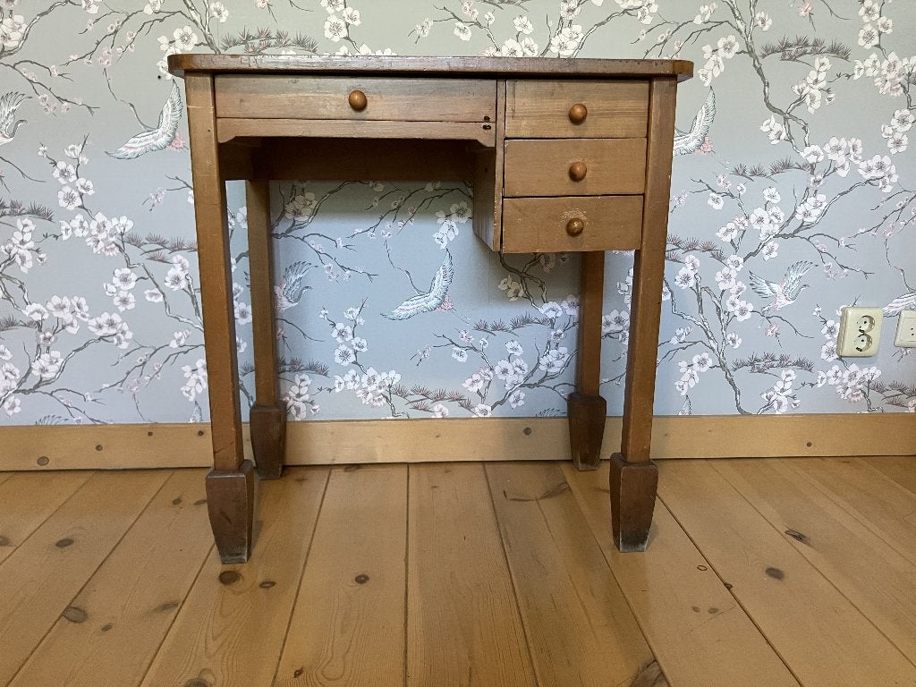 Vintage Frans houten buro, Huis en Inrichting, Bureaus, Ophalen, Gebruikt, Kinderbureau, 76 cm
