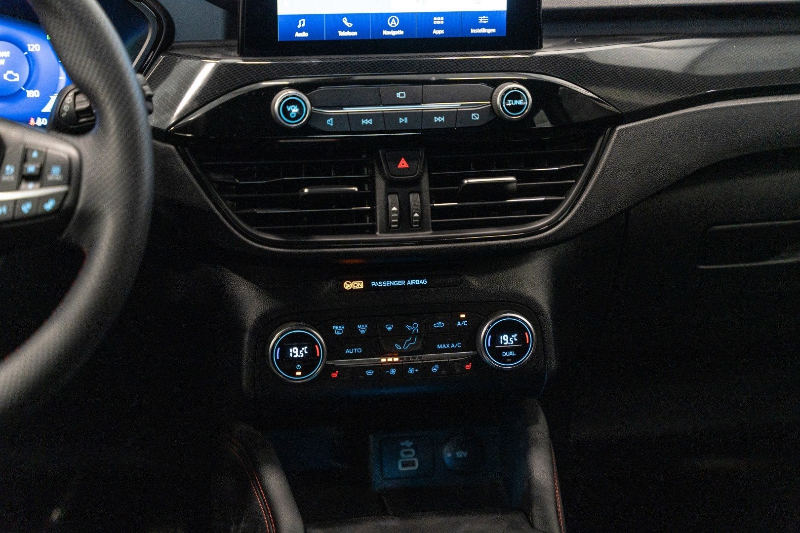 Foto 20 van Ford KUGA 2.5 PHEV ST-Line | Nieuwstaat! | Alcantara | Head