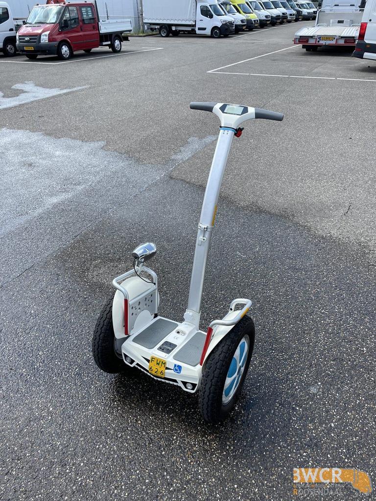 Airwheel Elektrische tweewieler, Ophalen, Gebruikt, -, -