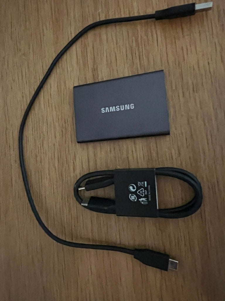 1TB externe ssd T7 Samsung, Computers en Software, Harde schijven, Ophalen, Zo goed als nieuw, 1TB, Samsung