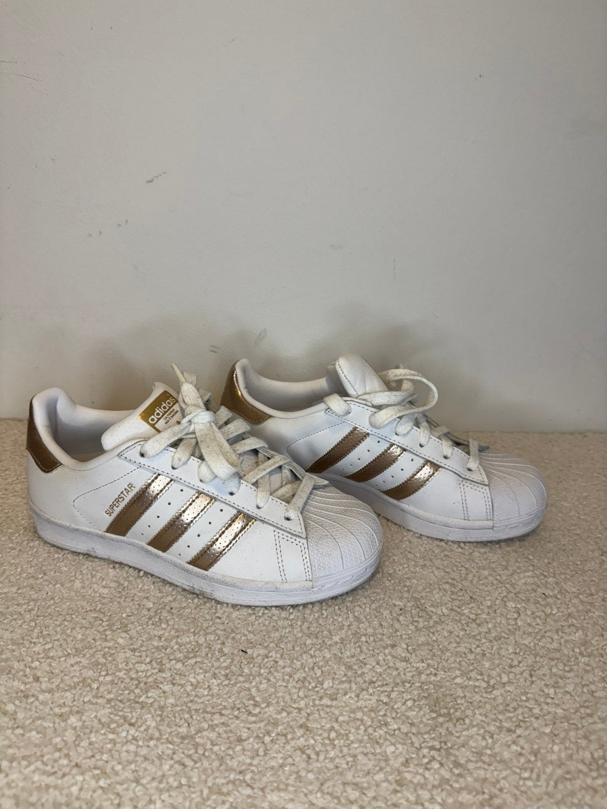 Adidas schoenen maat 36, Ophalen of Verzenden, Zo goed als nieuw, Zwart, Sneakers of Gympen