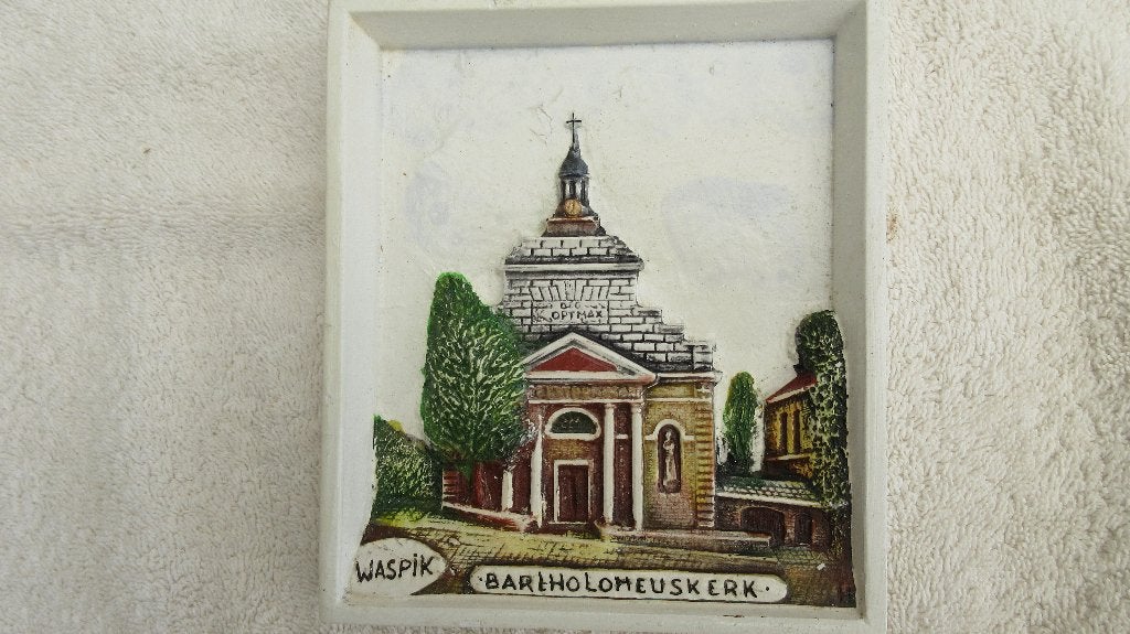 Hobra  Relief Tegel Waspik, Ophalen of Verzenden
