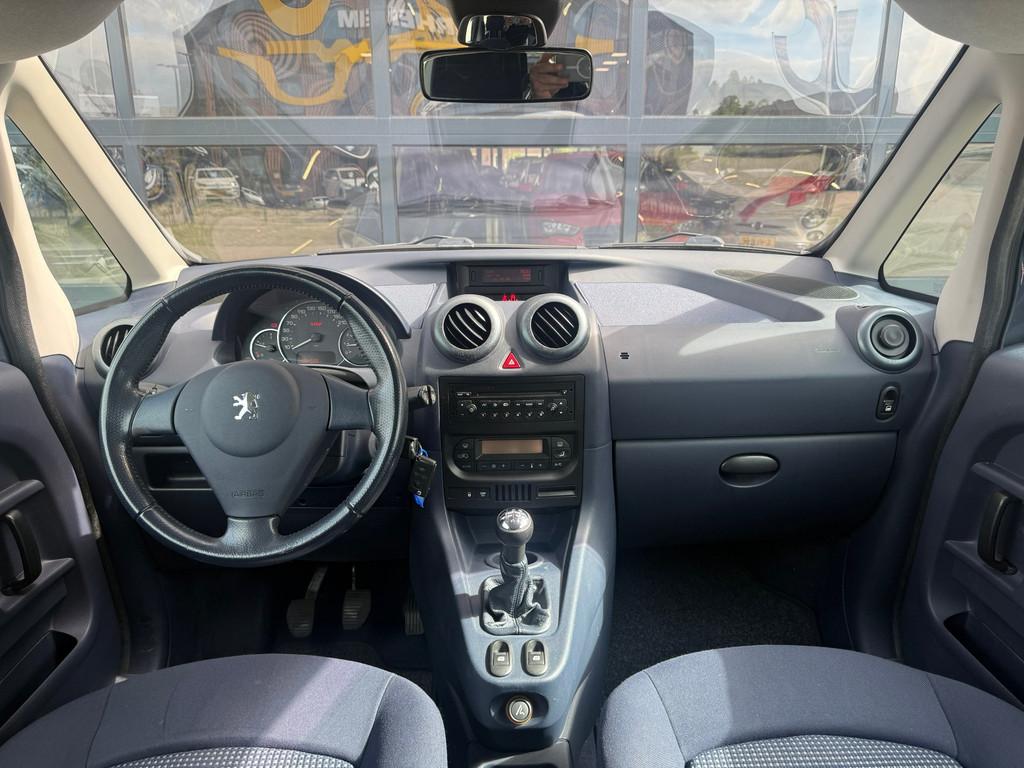 Peugeot 1007