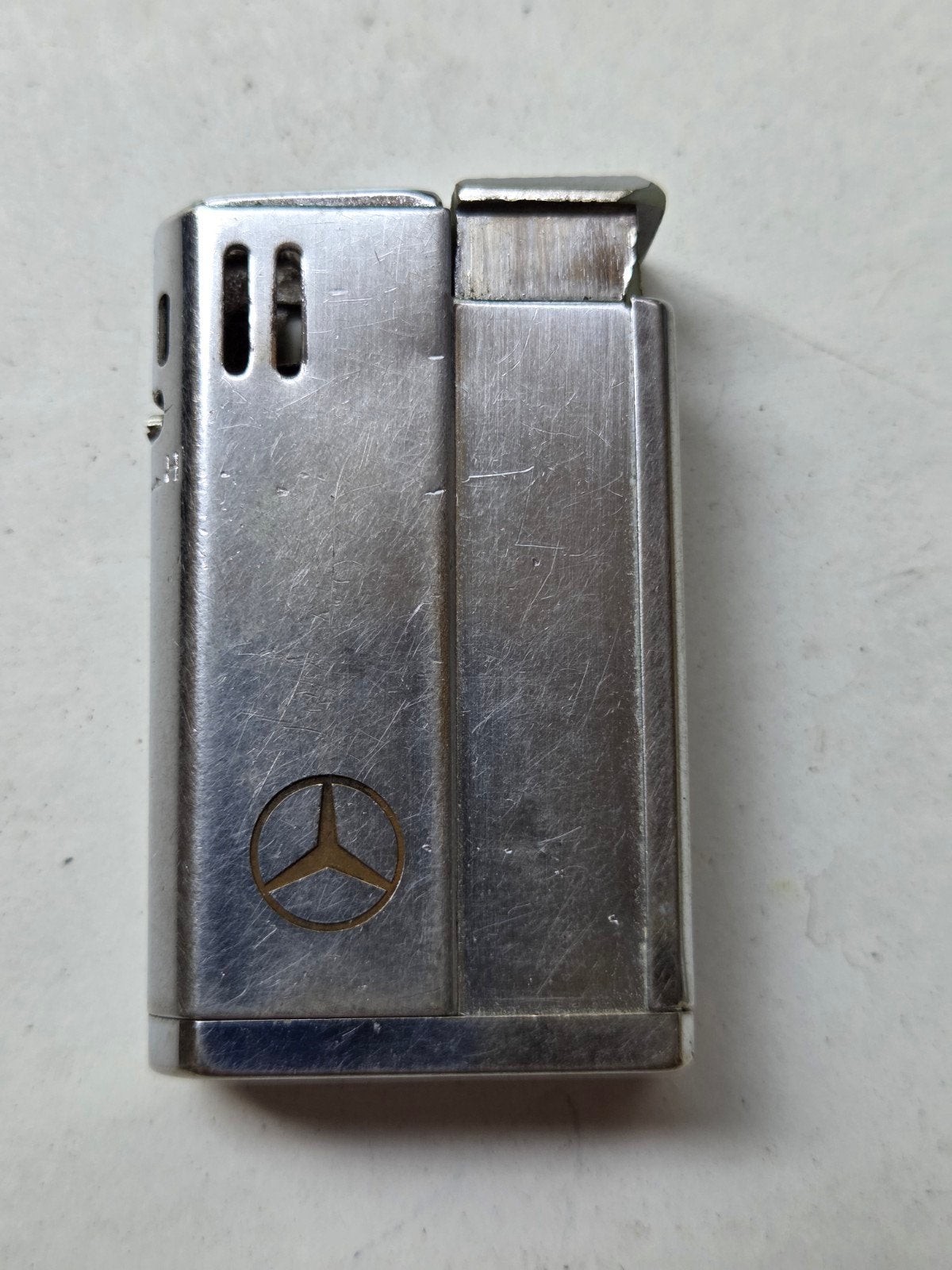 Vintage Brother Lite Bonnet aansteker met Mercedes logo, Verzamelen, Ophalen of Verzenden, Gebruikt, Aansteker