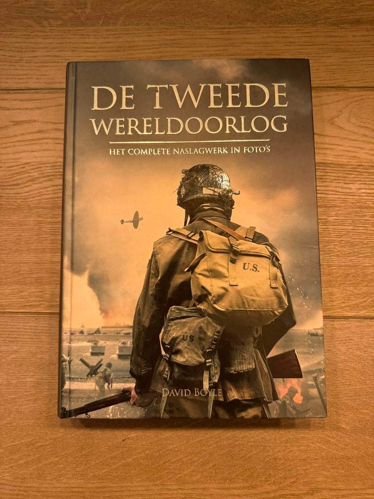 De Tweede Wereldoorlog - Het complete naslagwerk in foto's, Ophalen of Verzenden, Tweede Wereldoorlog, Zo goed als nieuw, Algemeen