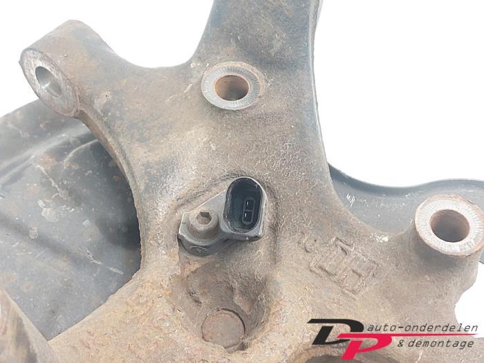 Fusee rechts-achter van een Volkswagen Golf, Gebruikt, -, Volkswagen, -