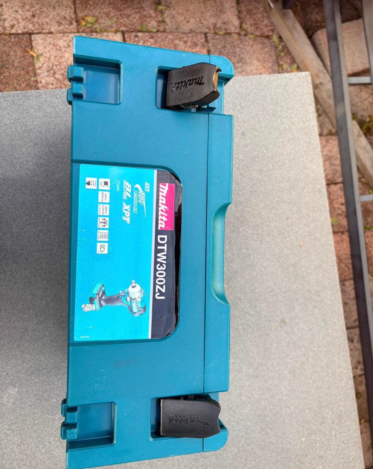 Makita M-box slagmoersleutel, Ophalen, Nieuw