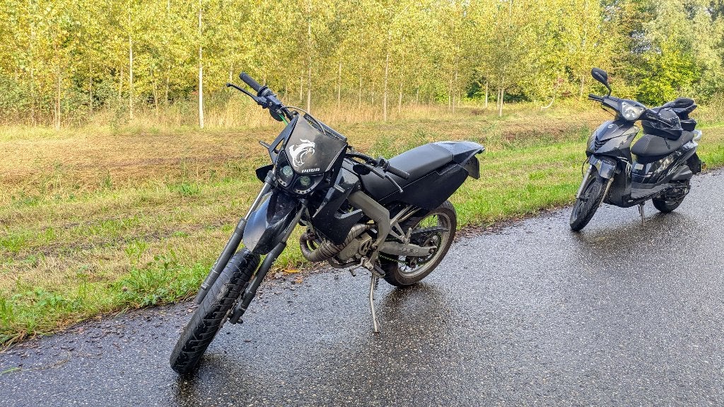 Derbi Senda Xrace, Fietsen en Brommers, Ophalen, 6 versnellingen, Gebruikt, Maximaal 45 km/u