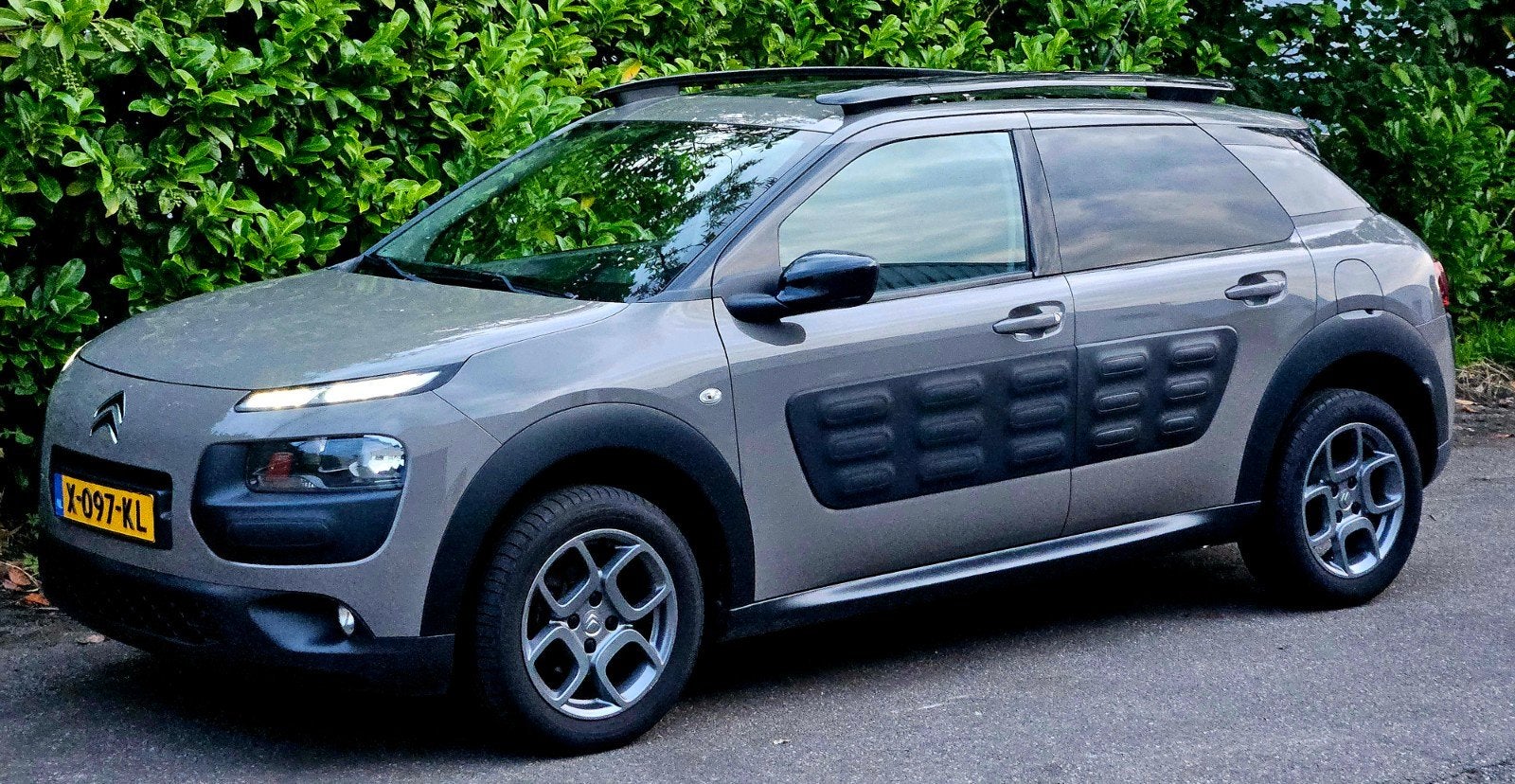 Citroën C4 Cactus 1.2 82pk 2016/ Navi/Pano/Clima, Auto's, Stof, 31 €/maand, 1199 cc, Bedrijf