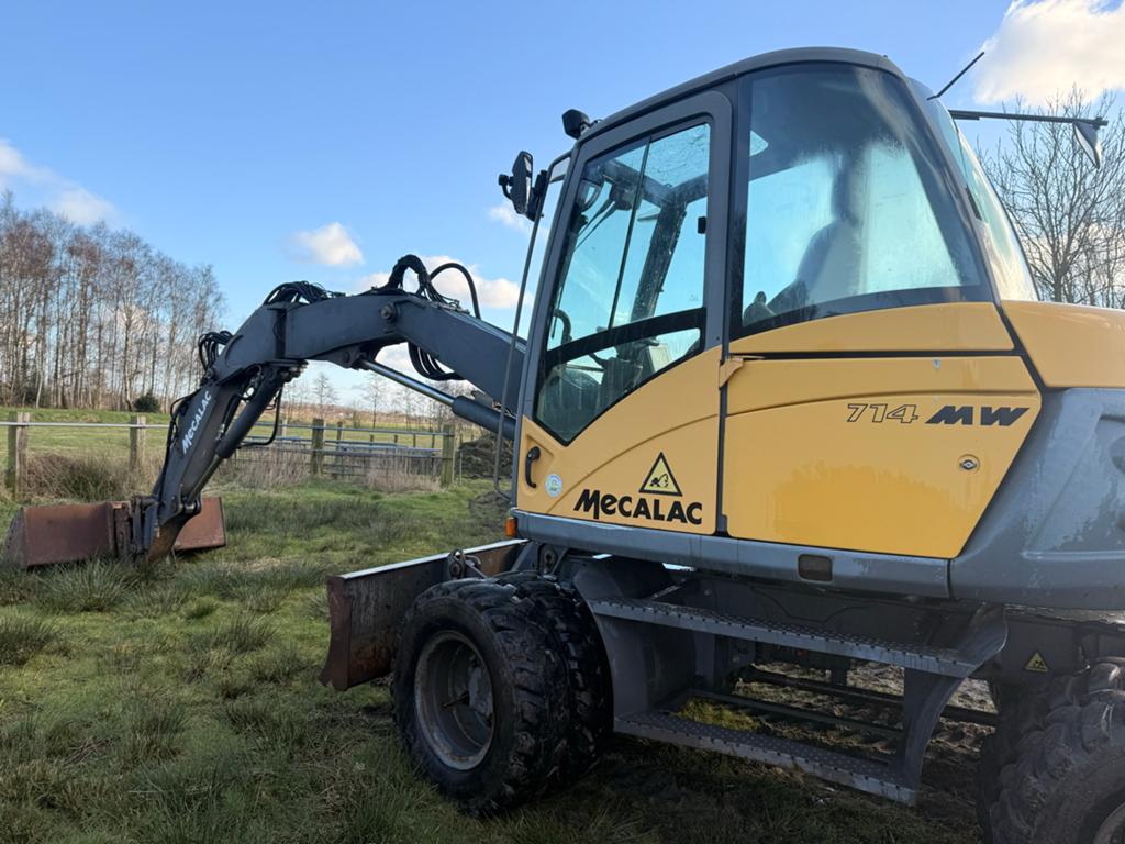 Mecalac 714 MW Mobiele Graafmachine, Zakelijke goederen, Machines en Bouw | Kranen en Graafmachines, Ophalen, Graafmachine