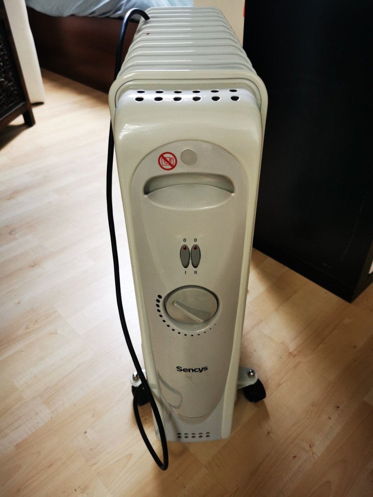 Sencys elektrische olieradiator - Zo goed als nieuw, Doe-het-zelf en Verbouw, Verwarming en Radiatoren, Ophalen, Radiator, Zo goed als nieuw
