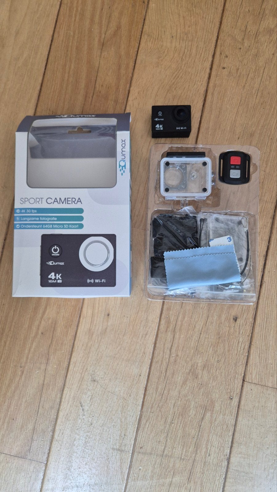 Qumax sport camera (action cam) met div. accessoires, Ophalen of Verzenden, Zo goed als nieuw, Overige merken