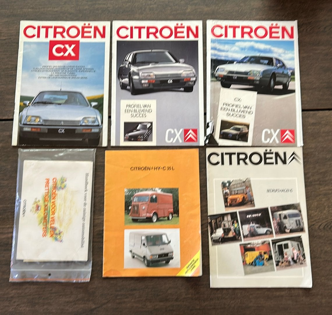 Citroën: 5 folders en een instructie- en onderhoudsboekje, Boeken, Auto's | Boeken, Ophalen of Verzenden, Gelezen, Citroën