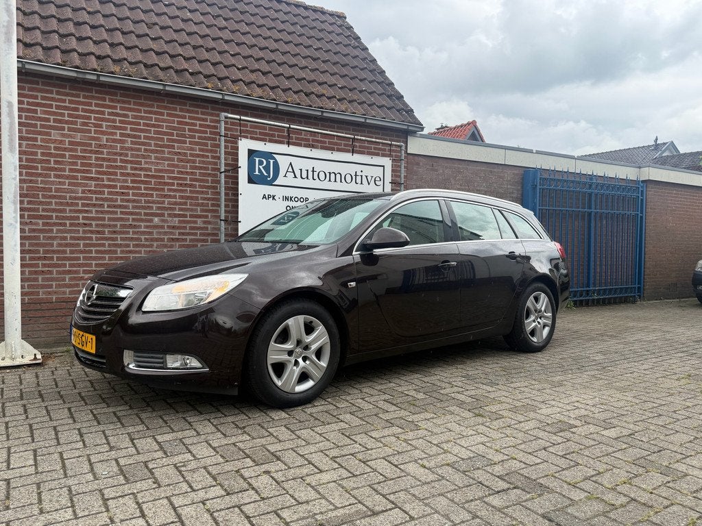 Opel Insignia SPORTS TOURER SW 1.4 T EcoF. Bns Ed APK/NAP, Auto's, Opel, 1513 kg, Euro 5, Gebruikt, 4 cilinders