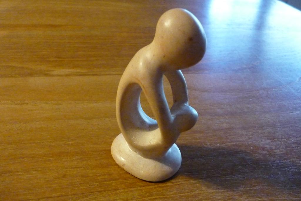 Beeldje '' Moeder en Kind '', Verzamelen, Beelden en Beeldjes, Ophalen of Verzenden, Gebruikt, Mens
