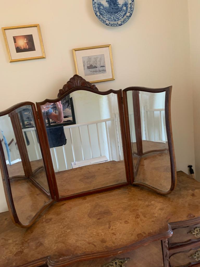 VERKOCHT Antieke kaptafel met drieluik spiegel, Antiek en Kunst, Antiek | Spiegels, Ophalen, Overige vormen, 100 tot 150 cm
