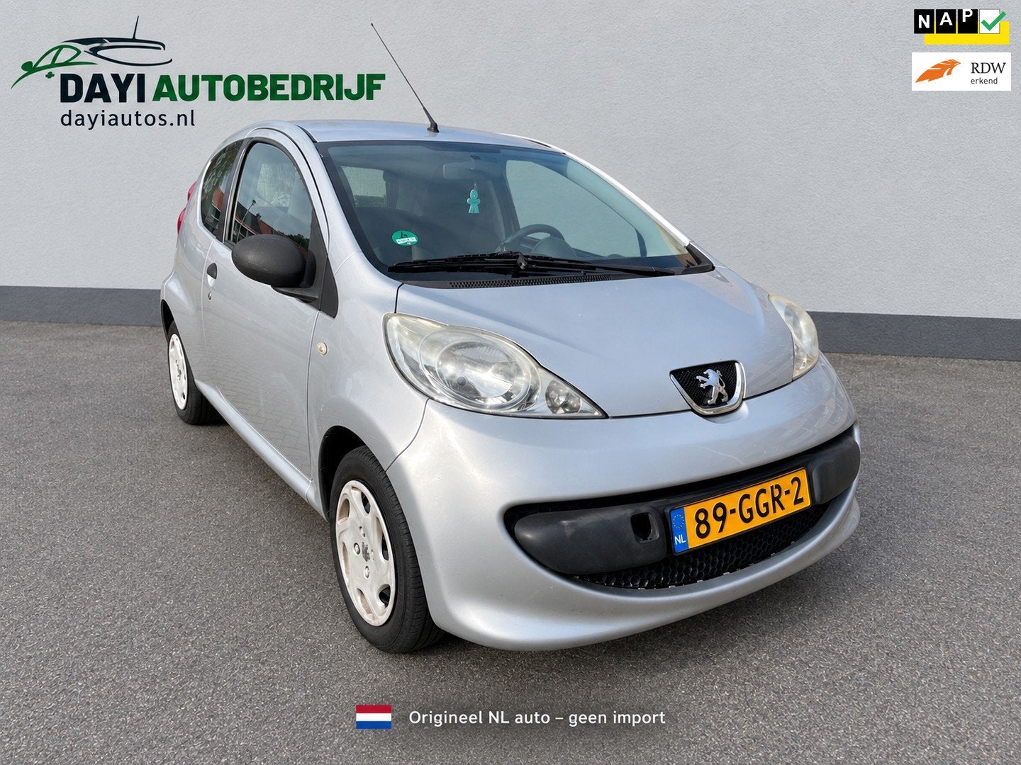 Peugeot 107 1.0-12V XR, 3drs, Geen import, Nap, Mooie kilome, Voorwielaandrijving, Stof, Gebruikt, 4 stoelen