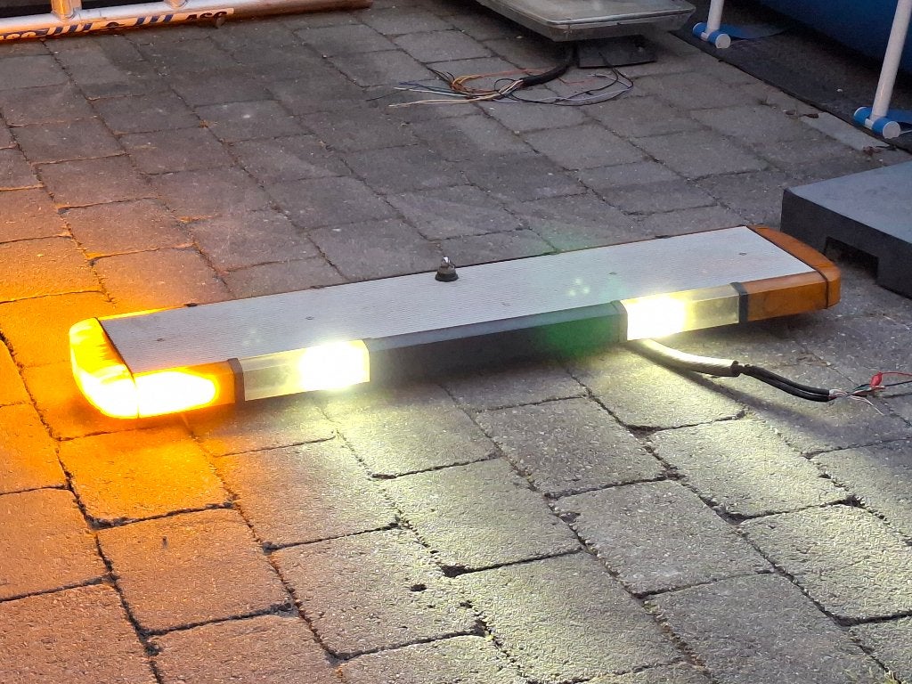 Oranje Whelen led zwaailamp flitsbalk lichtbalk zwaailicht, Ophalen, Whelen, -, -