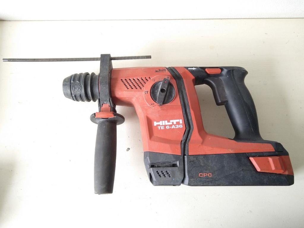 Hilti accu boormachine met accu. Echter zonder lader., Doe-het-zelf en Verbouw, Gereedschap | Boormachines, Gebruikt, Boor- en/of Breekhamer